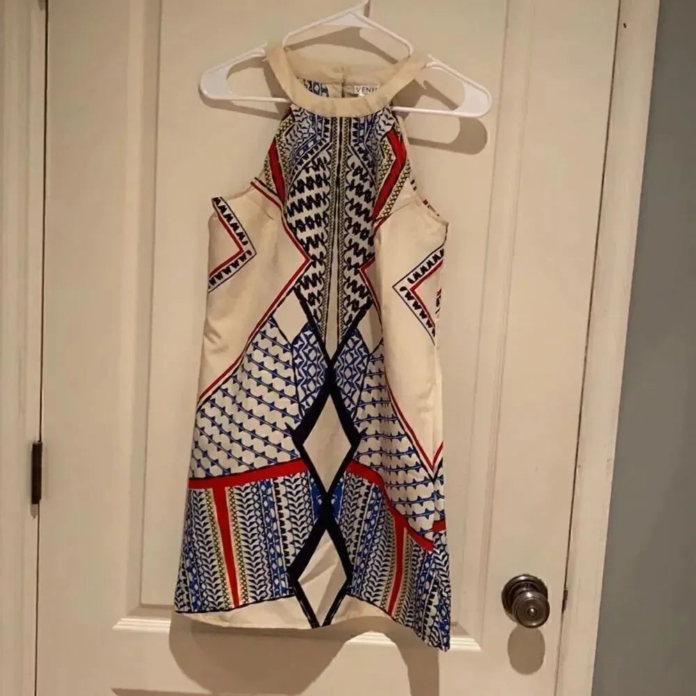 Venus shift dress XS 